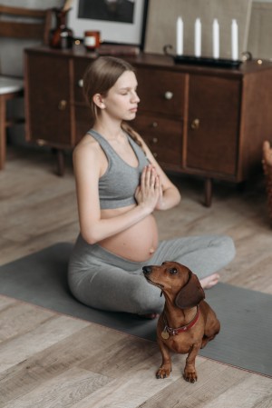 Cómo practicar meditación durante el embarazo
